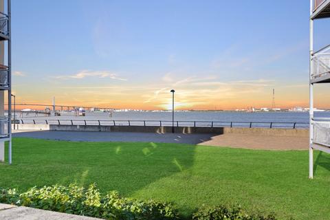 2 bedroom apartment for sale, North Star Boulevard, Greenhithe, DA9