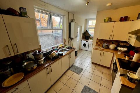 5 bedroom terraced house for sale, Wilberforce Road, Leicester, LE3