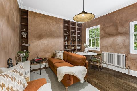 2 bedroom flat to rent, Caledonian Road, London N1