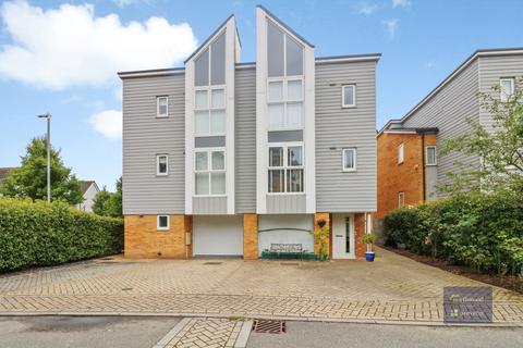 3 bedroom townhouse for sale, Campion Close, Ashford, TN25