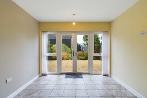 70 Campion Close, Ashford, TN25 4FD