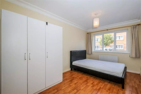2 bedroom townhouse to rent, 100 Canbury Park Rd, Kingston Upon Thames, KT2