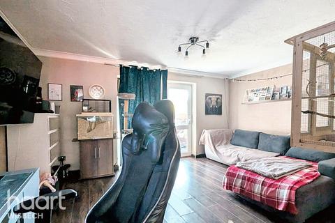 3 bedroom terraced house for sale, Kinderley Road, Wisbech