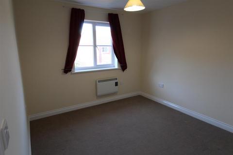 2 bedroom flat to rent, Goldstraw Lane, Fernwood, Newark, NG24