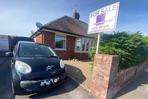 3 bedroom bungalow for sale, Bennett Road, Thornton FY5