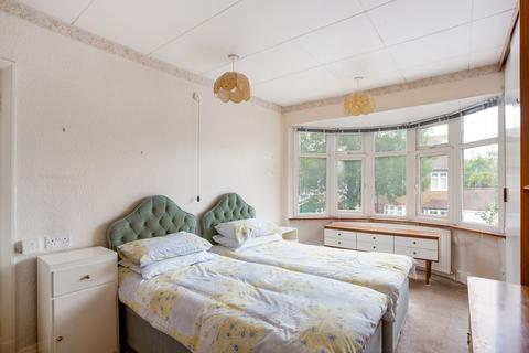 115 Clitherow Avenue, London, W7 2BL