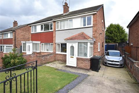 3 bedroom semi-detached house for sale, Hathaway Drive, Leeds, West Yorkshire