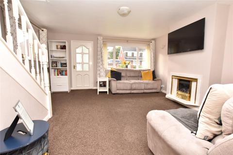 3 bedroom semi-detached house for sale, Hathaway Drive, Leeds, West Yorkshire