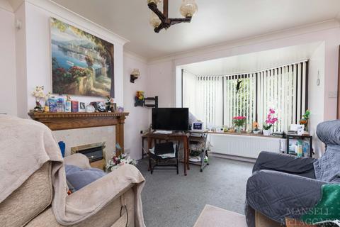 3 bedroom end of terrace house for sale, Oatlands, Crawley RH11