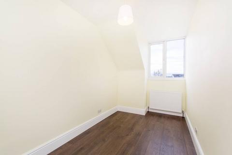 3 bedroom flat to rent, Wrythe Lane, Sutton, Carshalton, SM5