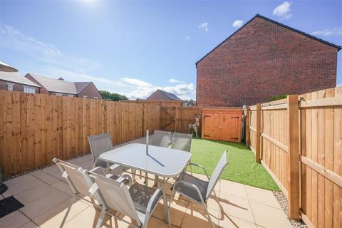 3 bedroom terraced house for sale, Hazel Drive, Meadow Hill Estate, Throckley, NE15