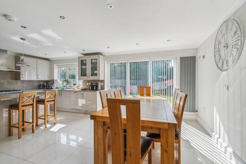 278 Longstone Road, Iver, SL0 0RN