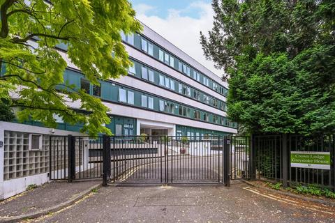 2 bedroom flat to rent, Greystoke House, W5, Ealing, London, W5