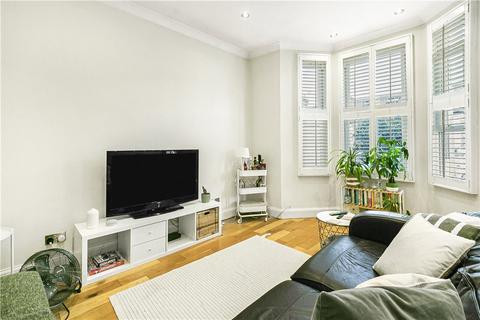 3 bedroom apartment to rent, Weiss Road, Putney, SW15