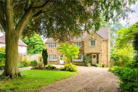 5 bedroom detached house for sale, The Spinney, Wetherby, West Yorkshire