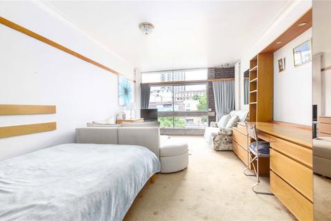 Studio for sale, Golden Lane Estate, London, EC1Y