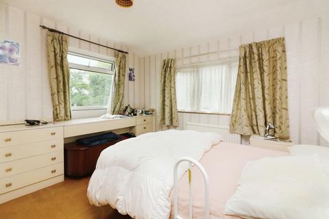 4 bedroom end of terrace house for sale, Acacia Street, Hatfield, Herts, AL10