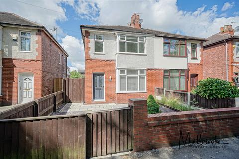3 bedroom semi-detached house to rent, Flapper Fold Lane, Atherton, Manchester, M46