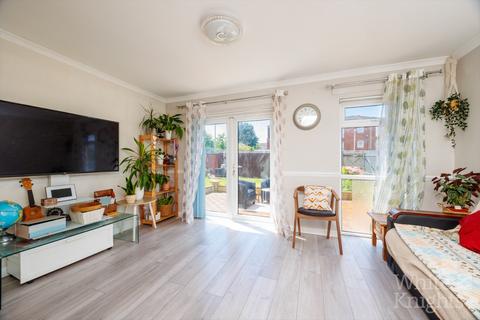 32 Avon Place, Reading, RG1 3LA