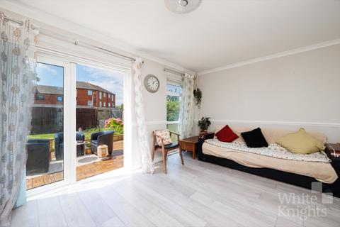 32 Avon Place, Reading, RG1 3LA