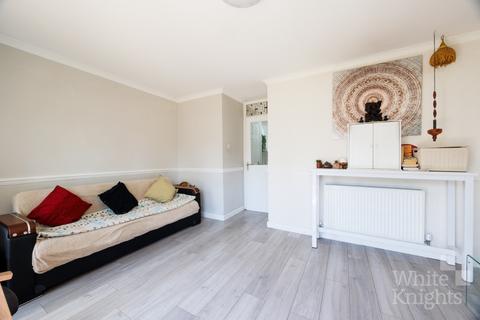 32 Avon Place, Reading, RG1 3LA