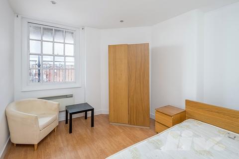 2 bedroom apartment to rent, Grove End Road, London NW8