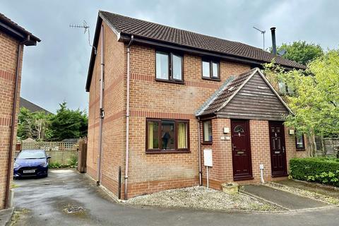 3 bedroom semi-detached house for sale, Alexandra Court, Bordon GU35