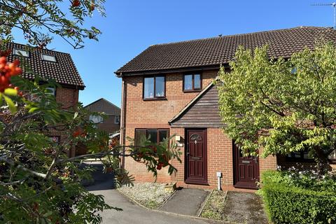 3 bedroom semi-detached house for sale, Alexandra Court, Bordon GU35