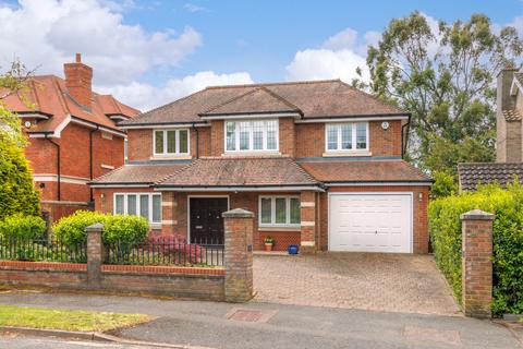 5 bedroom detached house for sale, The Ridgeway, Radlett WD7