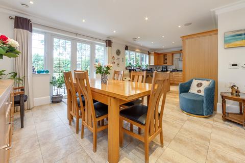 5 bedroom detached house for sale, The Ridgeway, Radlett WD7