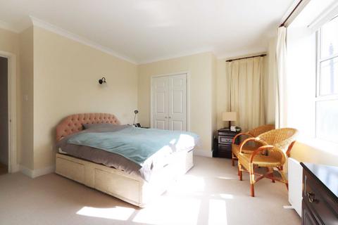 2 bedroom apartment to rent, Worple Road, Wimbledon