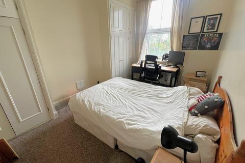 2 bedroom flat to rent, Worple Road, Wimbledon, SW19