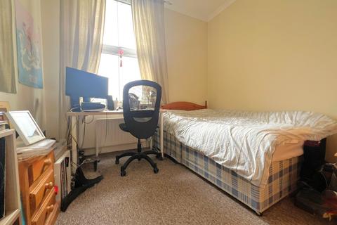 2 bedroom flat to rent, Worple Road, Wimbledon, SW19