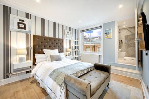 Flat H, 39 Emperors Gate, London, SW7 4HJ