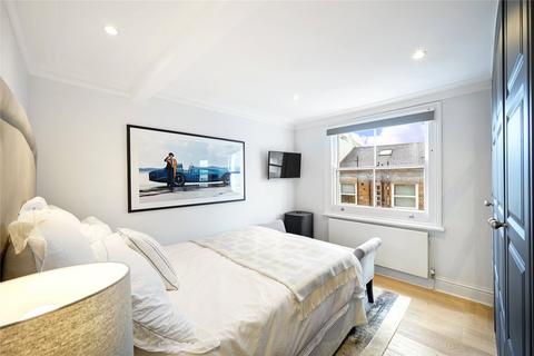 Flat H, 39 Emperors Gate, London, SW7 4HJ