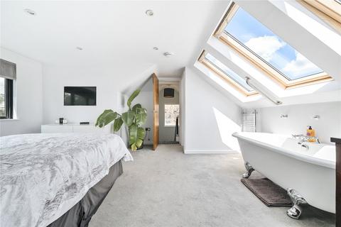 4 bedroom semi-detached house for sale, Wyburn Avenue, Barnet, EN5