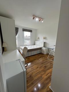 6 bedroom flat to rent, Netherwood Road, London, W14