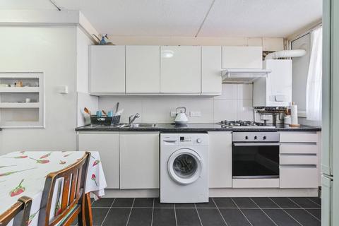 3 bedroom flat for sale, Paveley Street, St John's Wood, London, NW8