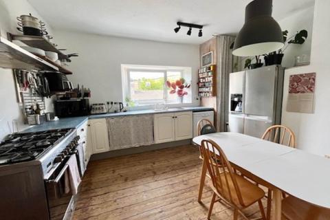 14 Chapel Street, Buckfastleigh, TQ11 0AB