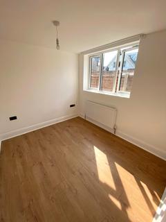 6 bedroom end of terrace house to rent, Palmerston Road, Walthamstow , London E17