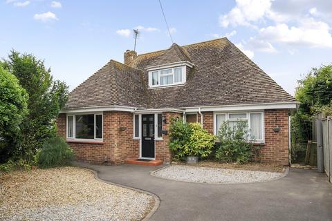 2 bedroom detached bungalow for sale, Brabourne Gardens, Folkestone