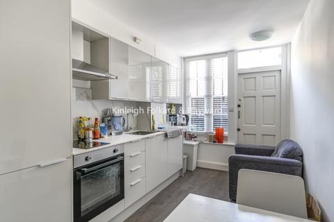 2 bedroom house to rent, Prowse Place Camden NW1