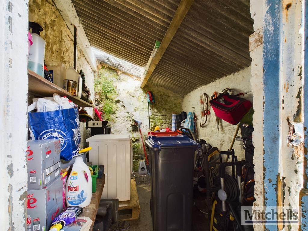 Outbuilding