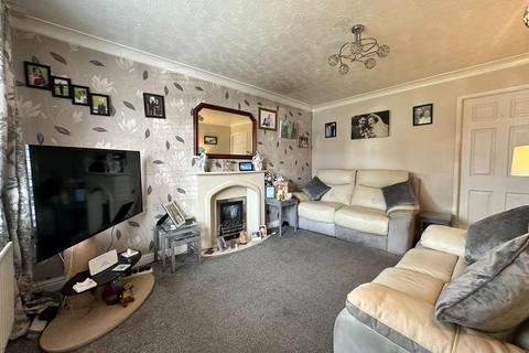 3 bedroom semi-detached house for sale, Selsdon Road, Walsall WS3