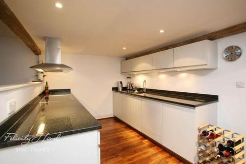 2 bedroom apartment to rent, Bombay Wharf, London