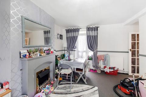 2 bedroom flat for sale, Longbridge Road Barking IG11 9EG