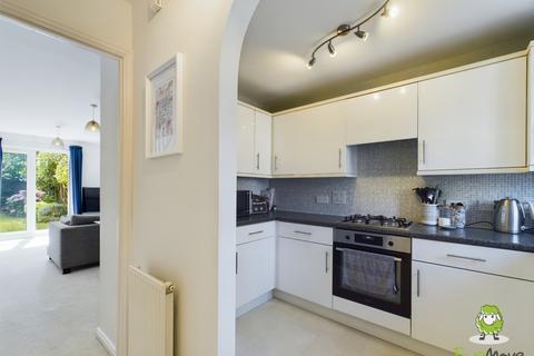 17 Broadmere Road, Beggarwood, Basingstoke, RG22 4FP