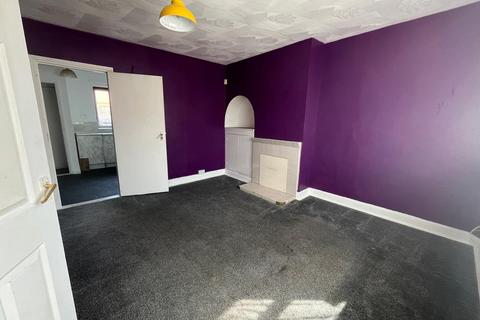 3 bedroom end of terrace house for sale, Ingoldsby Road, Gravesend, Kent, DA12