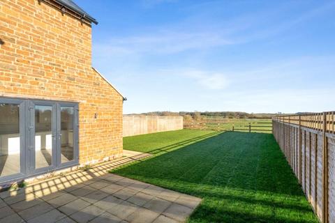 4 bedroom semi-detached house for sale, Boundary Edge, Chipping Warden, Banbury, Oxfordshire, OX17