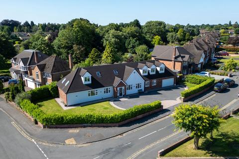 5 bedroom detached bungalow for sale, Yewhurst Road, Solihull